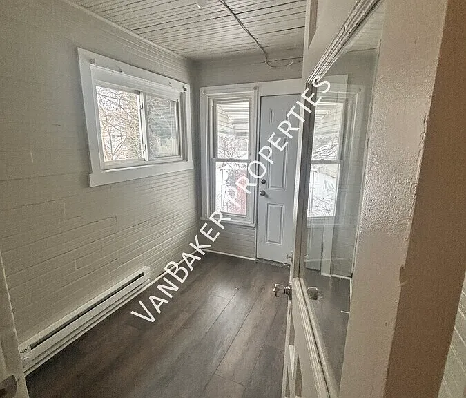 859 Kenmore Blvd #3 — Photo 5