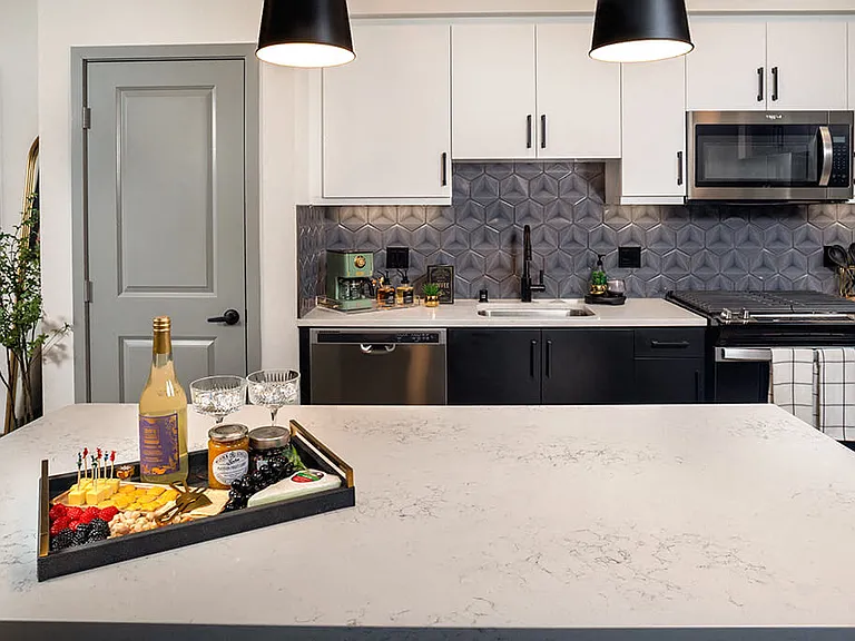 Chroma Apartment Homes — Photo 9