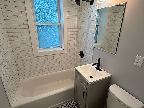 3rd image of 232 Lafayette St #233-5