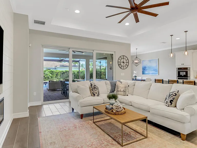 14797 Windward Ln — Photo 5