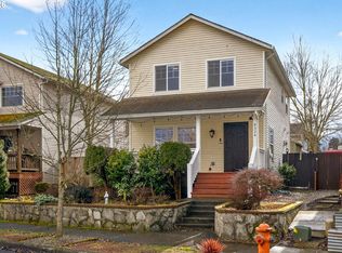 8324 N Johnswood Dr, Portland, OR 97203