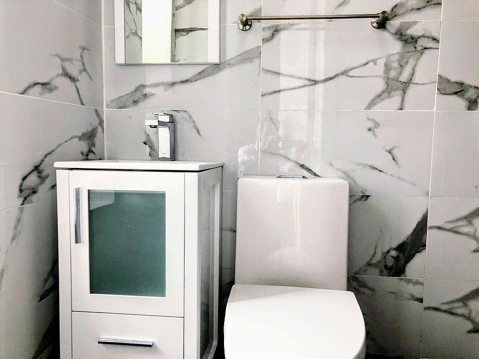 2nd image of 118 E 103rd St APT 13