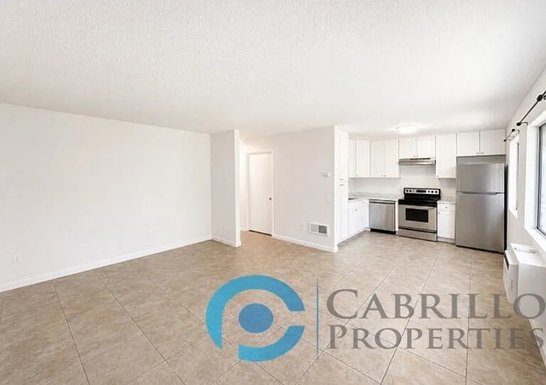 925 Martin Dr #2 — Photo 14