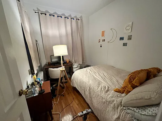 Rented by Bond New York | media 42