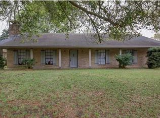 305 Harvest Dr, Lafayette, LA 70508