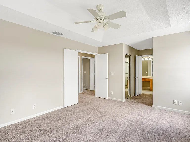 7787 Springfield Lake Dr — Photo 18