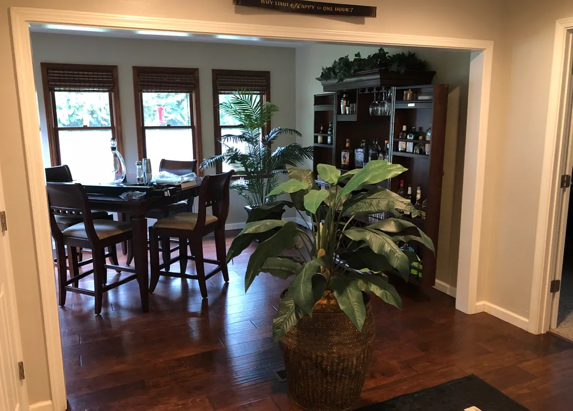 4 bed, 2.5 bath, 1778 sqft, $1,000 — Photo 3