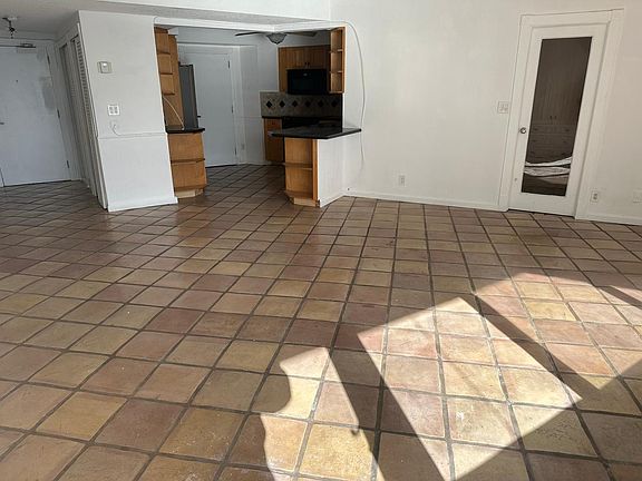 5th image of 3800 Galt Ocean Dr APT 1610