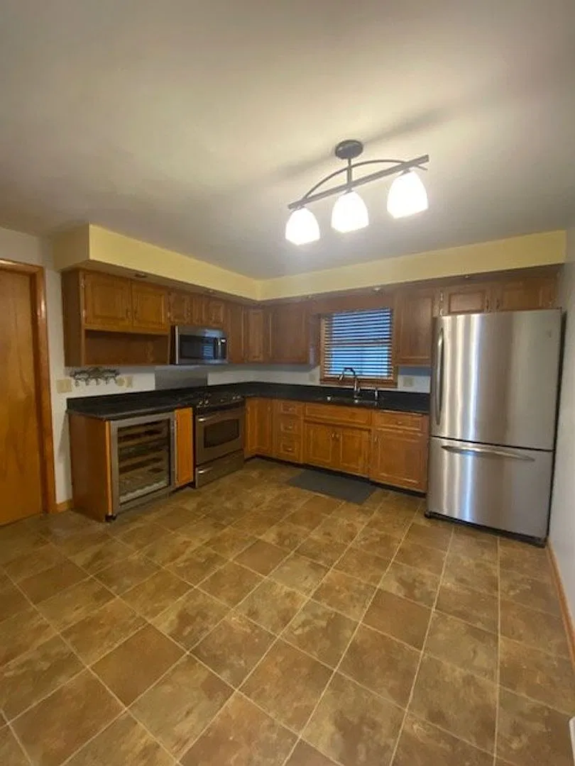 714 Mellen Dr — Photo 3