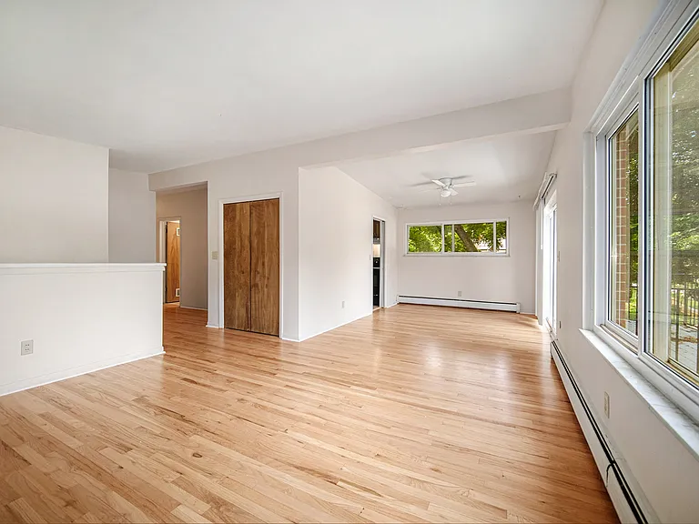 522 Ventura Ct — Photo 11