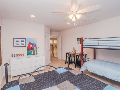 11744 Maid At Arms Ln, Berlin, MD, 21811