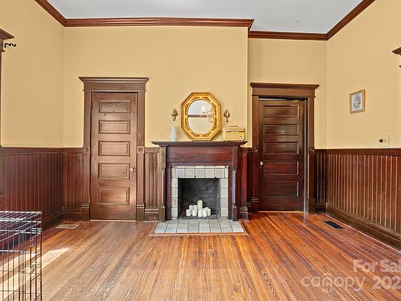 14th image of this home