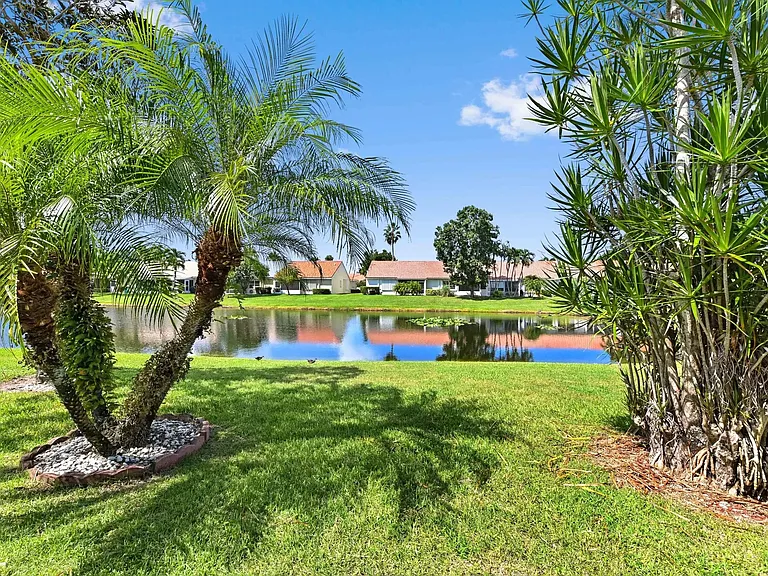 6077 Lake Hibiscus Dr — Photo 30