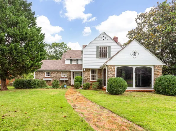 700 Cedar St, Talladega, AL 35160