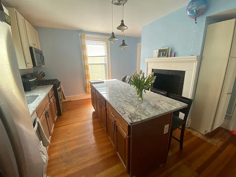 59 Clark St #2 — Photo 5