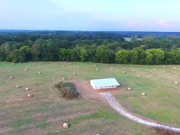 192 Deacon Rd, Calhoun Falls, SC 29628
