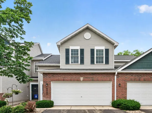 8002 Stratford Cir S, Shakopee, MN 55379