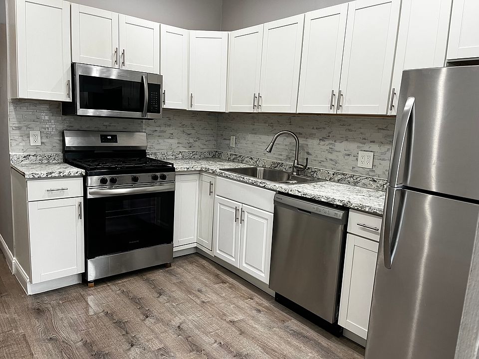 1st image of 21 Delaware Ave Floor 1