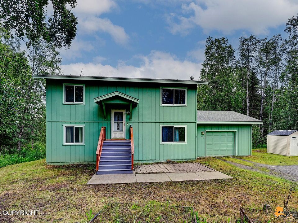 1st image of 1050 E Onyx Cir