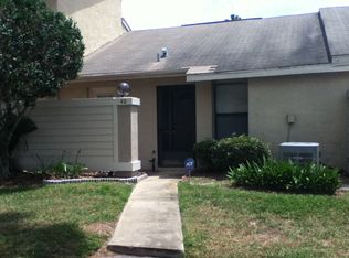 40 Pine Island Cir, Kissimmee, FL 34743