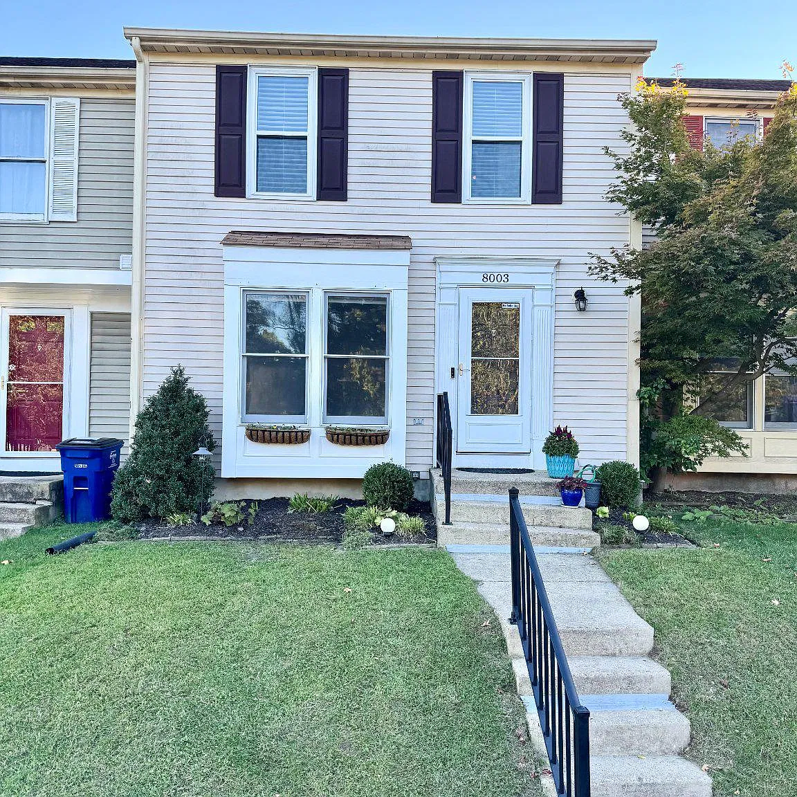 2 bed, 3.5 bath, 2280 sqft, $2,700 — Photo 1