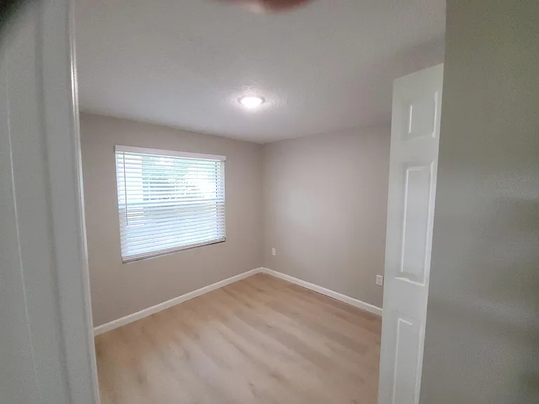 422 N Kentucky Ave #422 — Photo 6