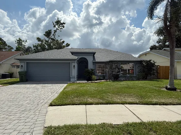 609 46th St E, Bradenton, FL 34208