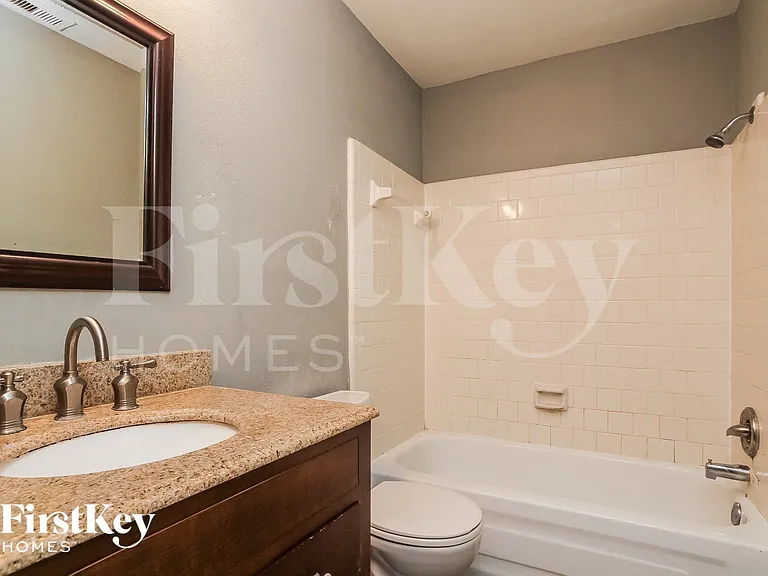 20030 Bambiwoods Dr — Photo 14