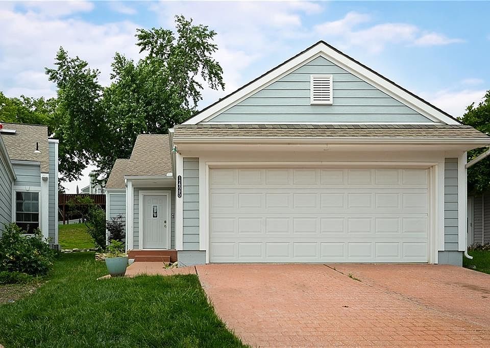 1st image of 1425 NW Birdseye Ct