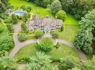 83 Lukes Wood Rd, New Canaan, CT 06840