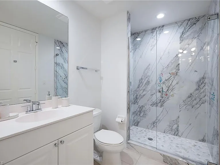 400 Flagship Dr #705 — Photo 9