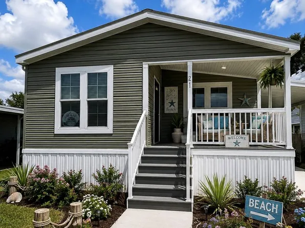 900 9th Ave E #21, Palmetto, FL 34221
