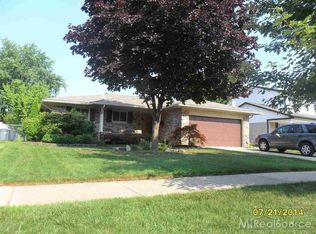 37826 Carpathia Blvd, Sterling Heights, MI 48310