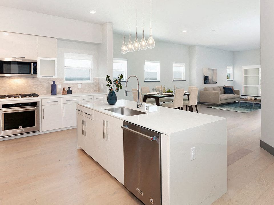 Explore the breathtaking interiors of our penthouse residences