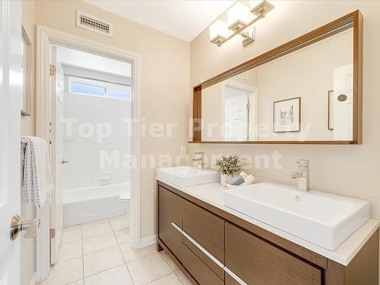 1568 Mallorca Dr — Photo 31