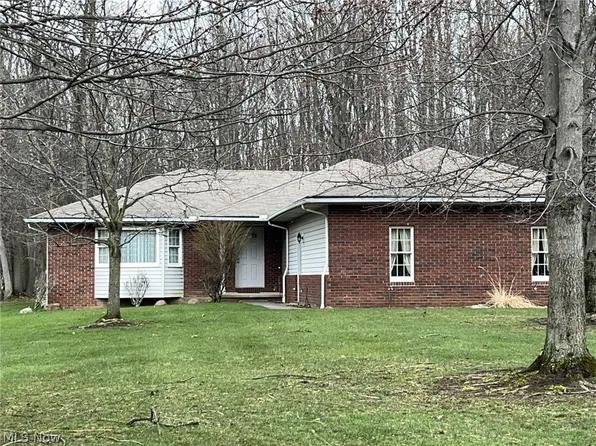 17615 Alexander Rd, Bedford, OH 44146