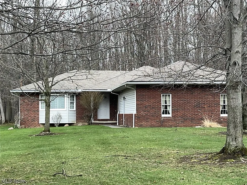 17615 Alexander Rd photo 1
