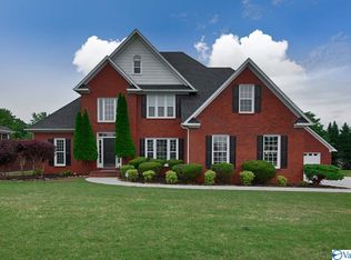 103 Falls Creek Cir, Hazel Green, AL 35750