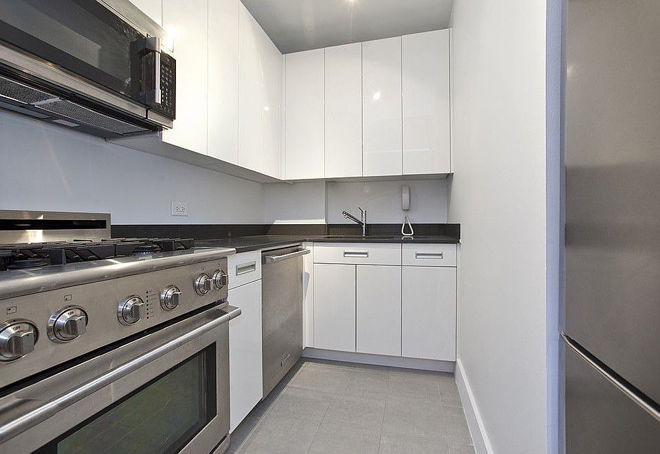 1st image of 99 John St APT 308