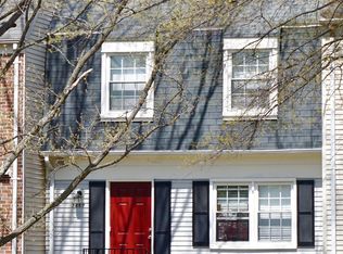 7417 Foxleigh Way, Alexandria, VA 22315