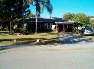 1661 W Lake Cannon Dr NW, Winter Haven, FL 33881