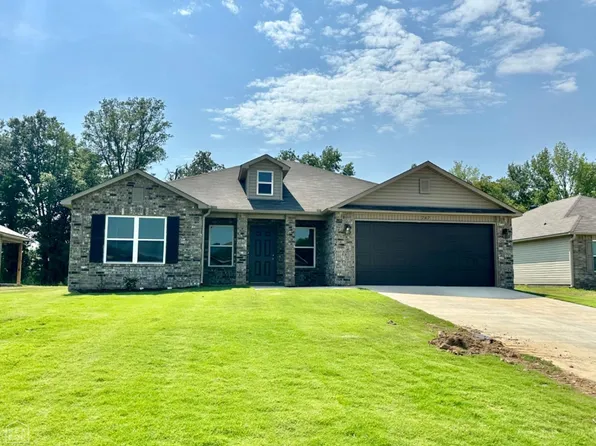 747 Elizabeth Ln, Jonesboro, AR 72405