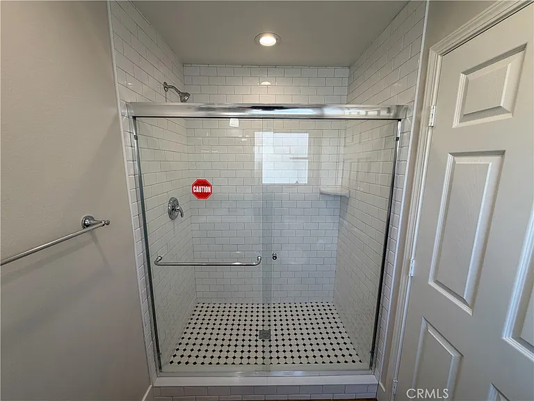 435 N Cypress St #D — Photo 20