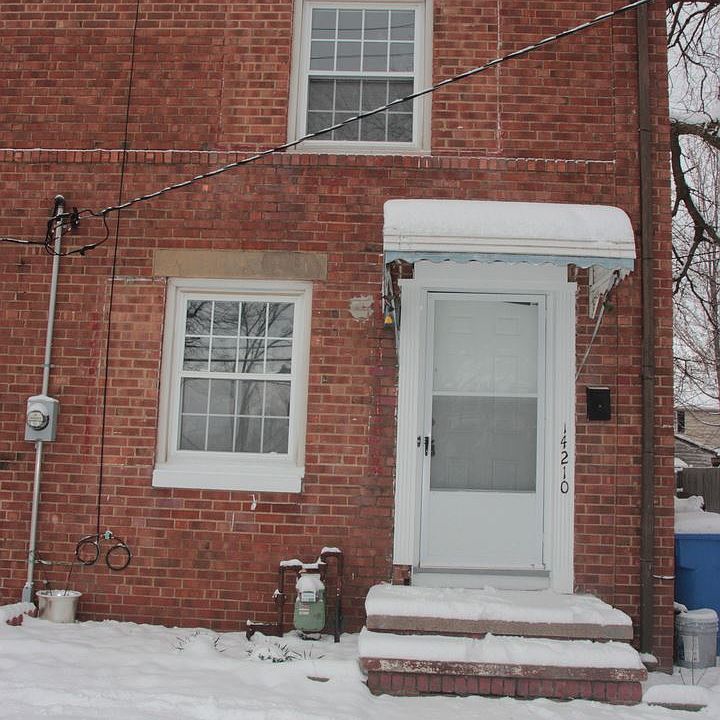 1st image of 14210 Viola Ave