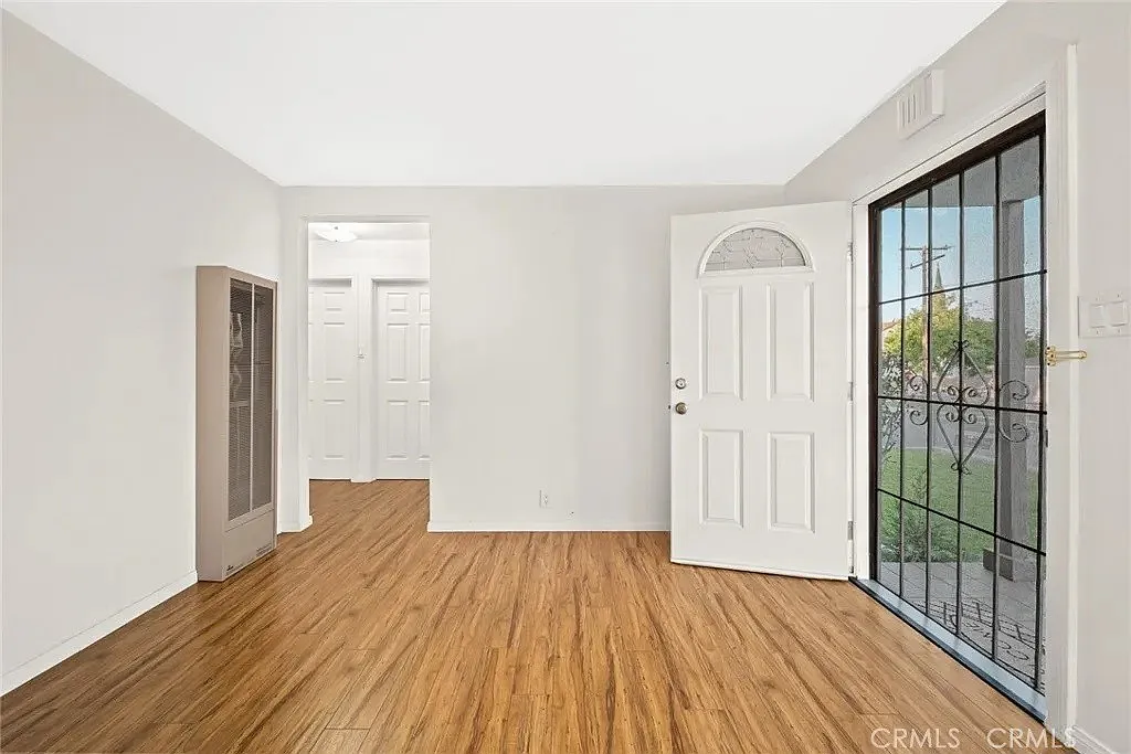 2 bed, 777 sqft, $2,600 — Photo 4