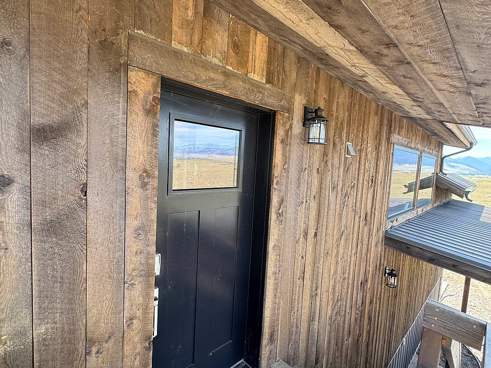 Private enterance