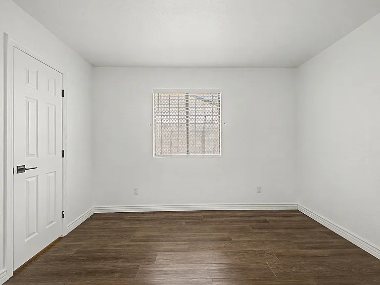 1438 E Adams St #1 — Photo 14