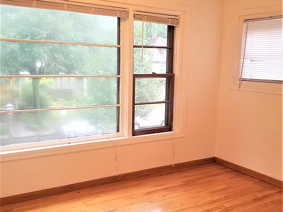 4th image of 579 Laurel Ave APT 5