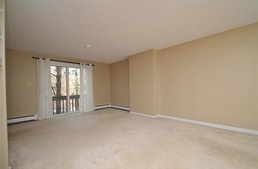 4th image of 226 E Central St #226