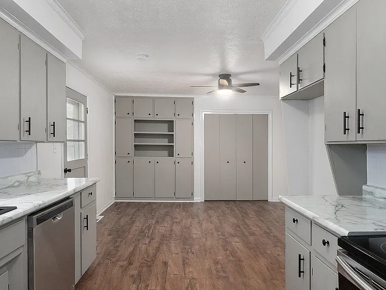 2316 S Barcliff Ave — Photo 7